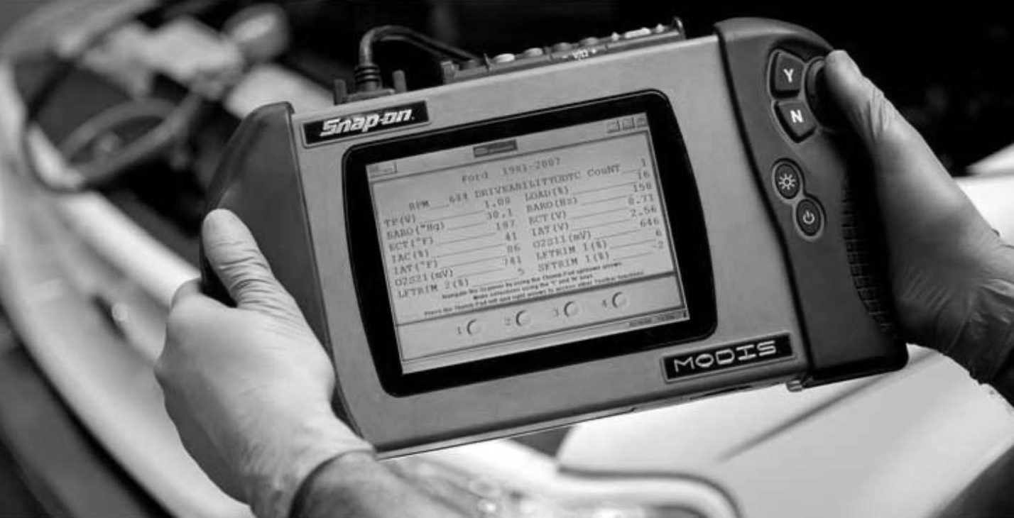 Vehicle diagnostics with a Snap-on diagnostic tool